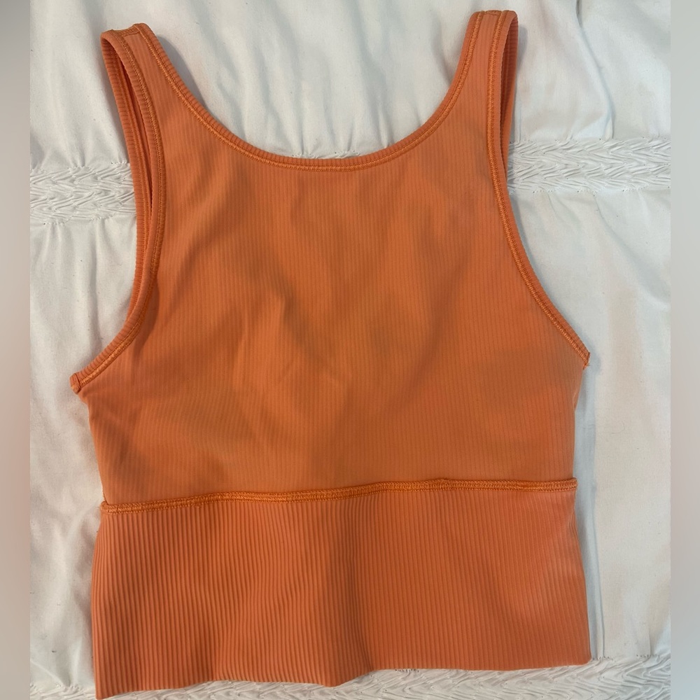 Lululemon power pivot tank!